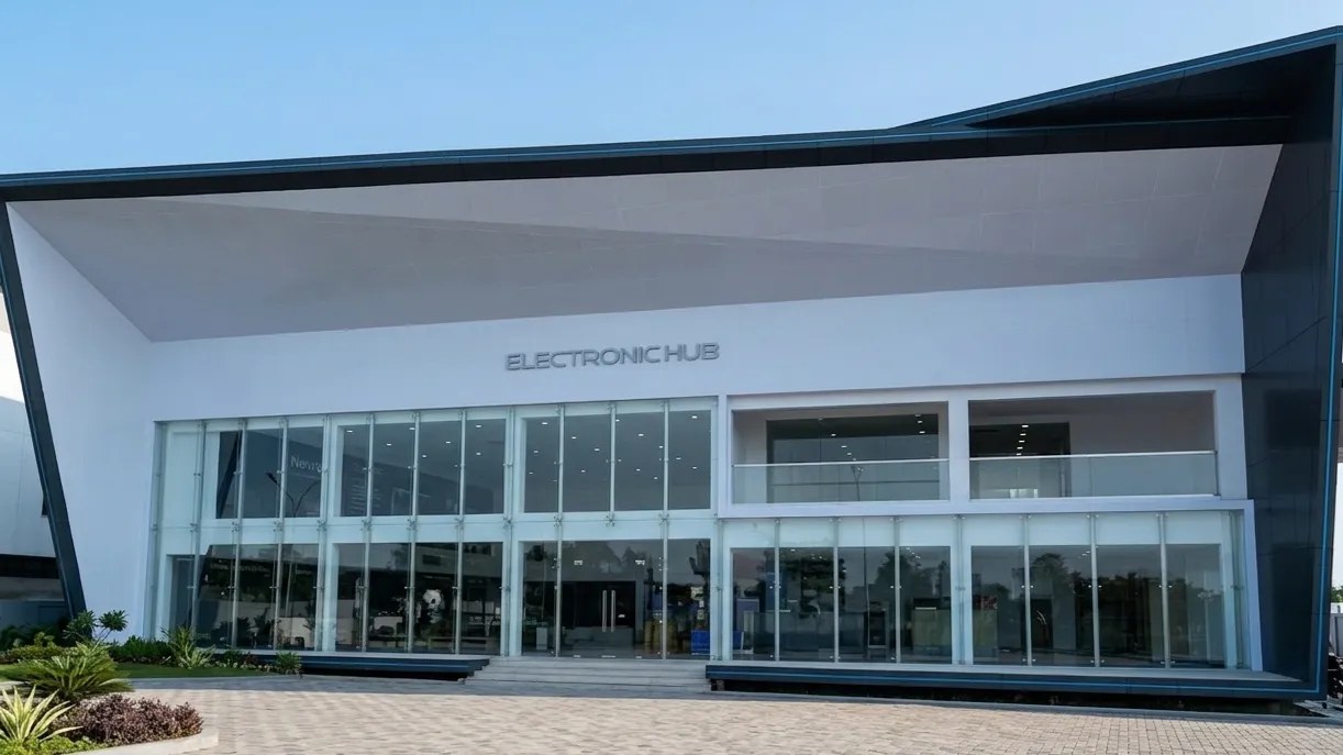 AIO PIK 2 Warga PIK Siap-siap Merapat! Belanja Produk Elektronik Hisense Lengkap Kini Lebih Gampang di AIO Electronic HUB